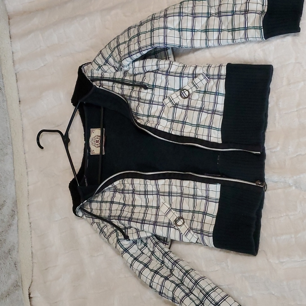 Empyre clothing sweater/jacket